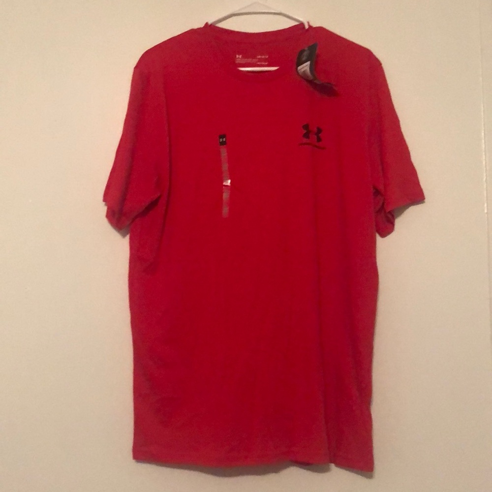 Men’s UA t shirt